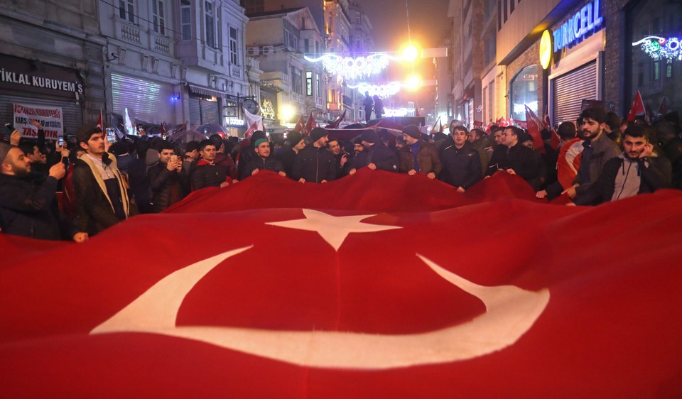 TURKEY NETHERLANDS DIPLOMATIC ROW (Protest against Netherlands in Istanbul)