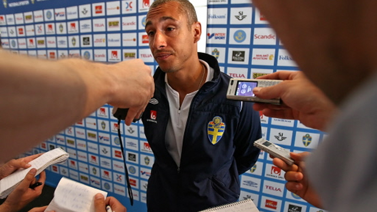 Pomnik legendarnego szwedzkiego piłkarza wszech czasów Henrika Larssona zostanie odsłonięty w czerwcu przed stadionem w jego rodzinnym mieście Helsingborgu.