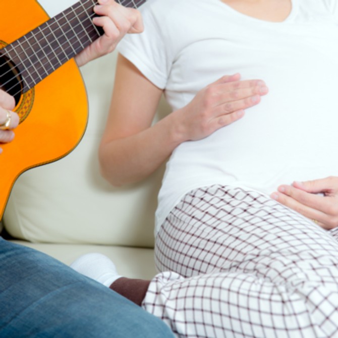 Beba voli muziku i uživa u njoj