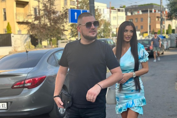 "SAMOŽIV SAM, PROKOCKAO SAM 2 STANA U BEOGRADU" Pevač prevario suprugu sa kojom ima dvoje dece, a sad raskinuo sa ljubavnicom: "Imali smo rizične odnose, u panici sam"