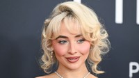 Erre nem voltunk felkészülve: ennyit ér Sabrina Carpenter gyémántnyaklánca, amit a Grammy-gálán viselt