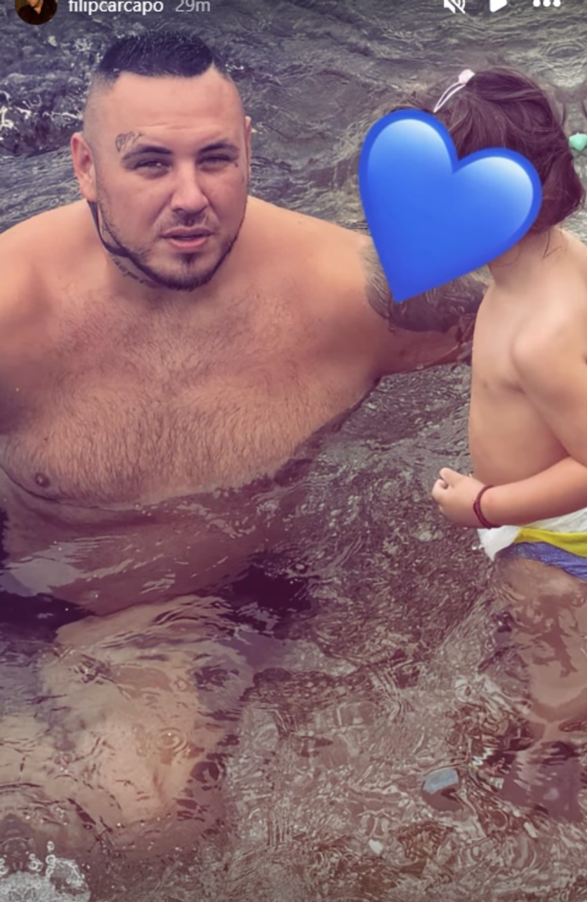 Filip Car podelio neodoljivu sliku sa ćerkicom Leonom sa letovanja