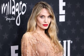 Dva NAJEFIKASNIJA TRIKA čuvenih šminkera za PUNIJE USNE: Ovako možete instant da ih redefinišete i podmladite