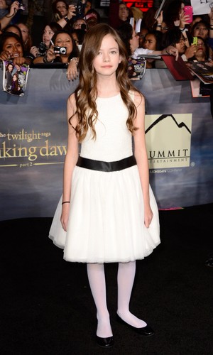 Mackenzie Foy na premierze filmu 'Saga Zmierzch: Przed świtem. Część 2'