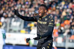 Hit transferowy Legii Warszawa. W grudniu grał jeszcze w Lidze Mistrzów