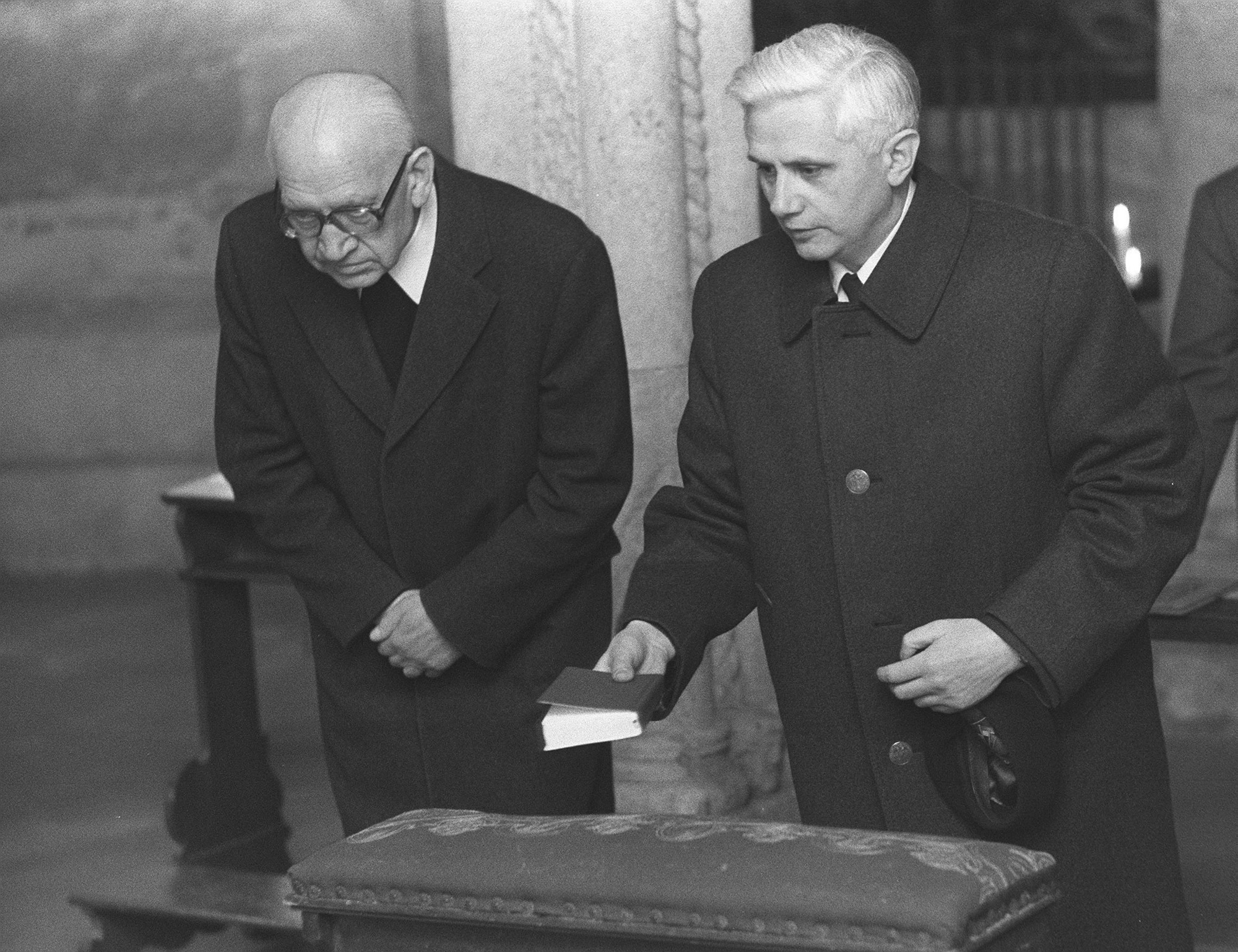 Emeritný pápež Benedikt XVI. zomrel 31. decembra 2022.