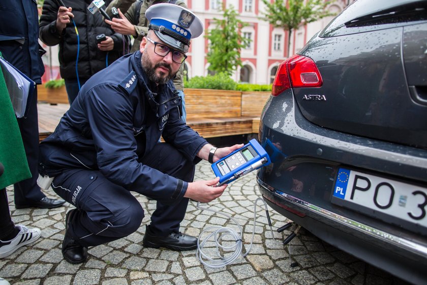 Policja ma wóz do pomiaru spalin