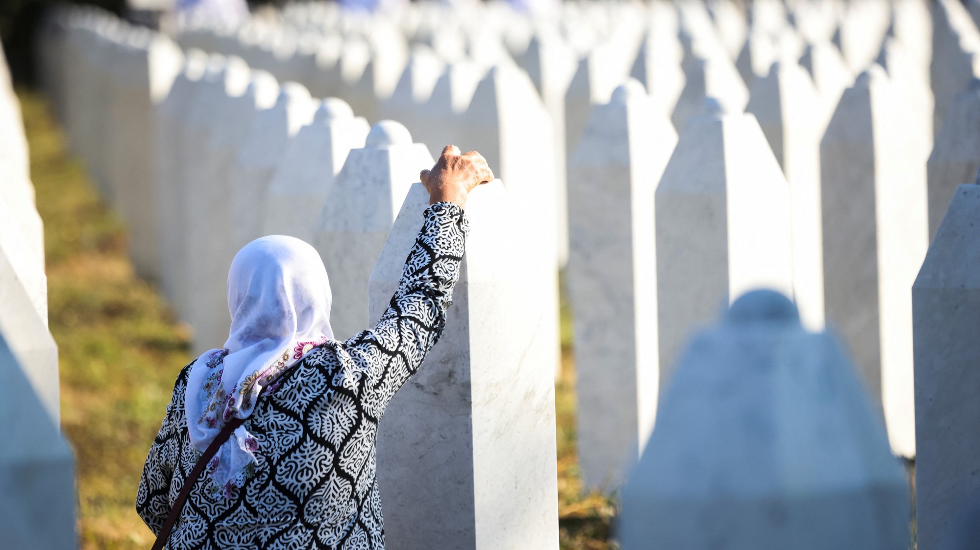 Bosna si pripomína 30. výročie genocídy v Srebrenici, REUTERS/Amel Emric