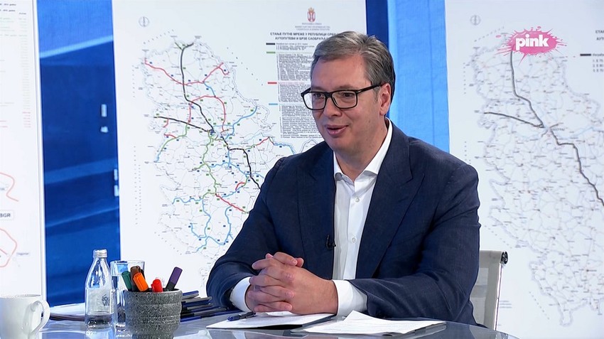 Aleksandar Vučić u emisiji "Hit Tvit"