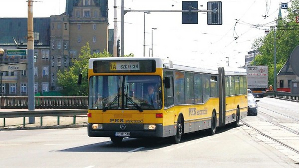 "MMSzczecin": Zarząd Dróg i Transportu Miejskiego w Szczecinie odniósł się do naszej interwencji, w której kierowca autobusu żalił się, że musi łamać przepisy drogowe, żeby skręcić w kierunku dworca.