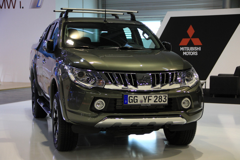 Mitsubishi L200 (Poznań 2015)