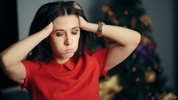 świąteczny “cyfrowy detoks” a nasze zdrowie. psycholog radzi i mówi je