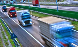 Koniec z wyprzedzaniem się ciężarówek na autostradzie A2. Kamery i kary ukrócą wyścigi słoni