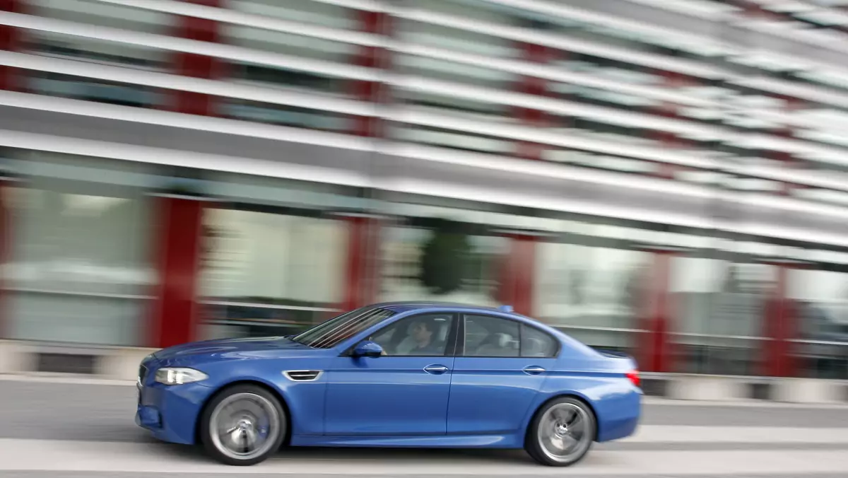 BMW 5: diesel M Power