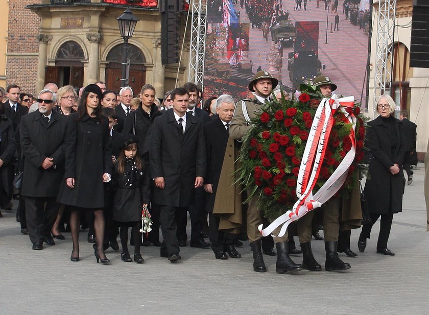 Ekshumacja ciał Marii i Lecha Kaczyńskich