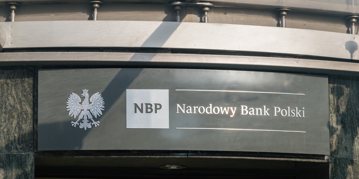 Narodowy Bank Polski: przestępcy podszywają się pod naszych pracowników.