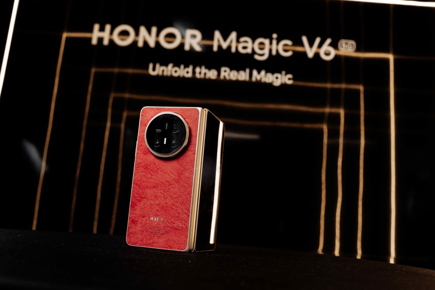 Honor Magic V6
