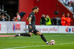 Kamil Grabara - debiutant, który nigdy nie zagrał w ekstraklasie [SYLWETKA]