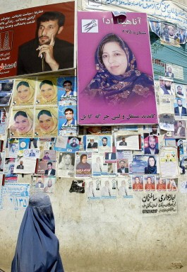 AFGHANISTAN-VOTE-POSTERS