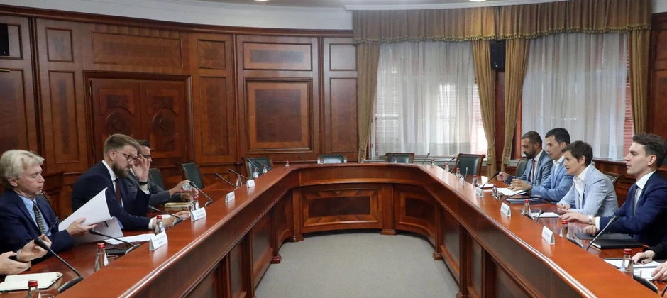 Premijerka upoznala sagovornika sa problemima sa kojima se Srbi na KiM suočavaju