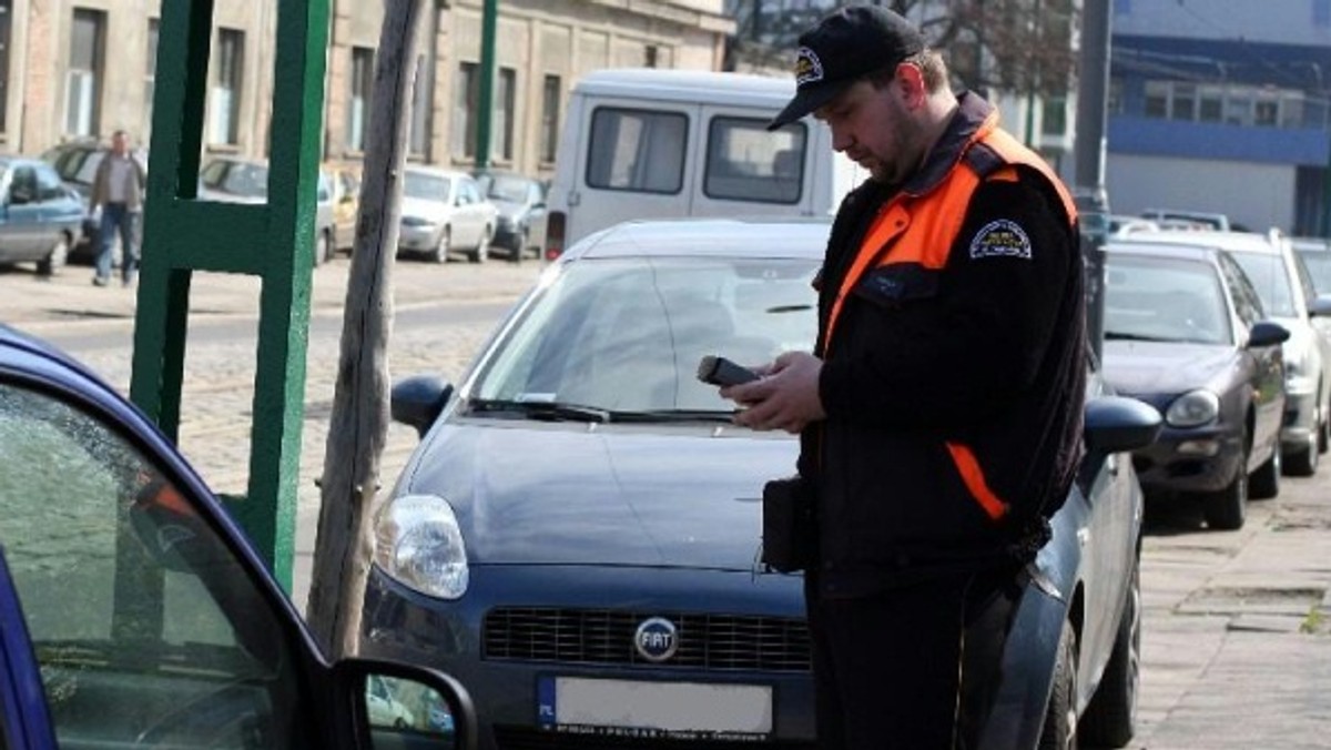 Od czerwca za Strefę Płatnego Parkowania na Jeżycach nie zapłacimy kartą chipową. A to wszystko przez... system PEKA.