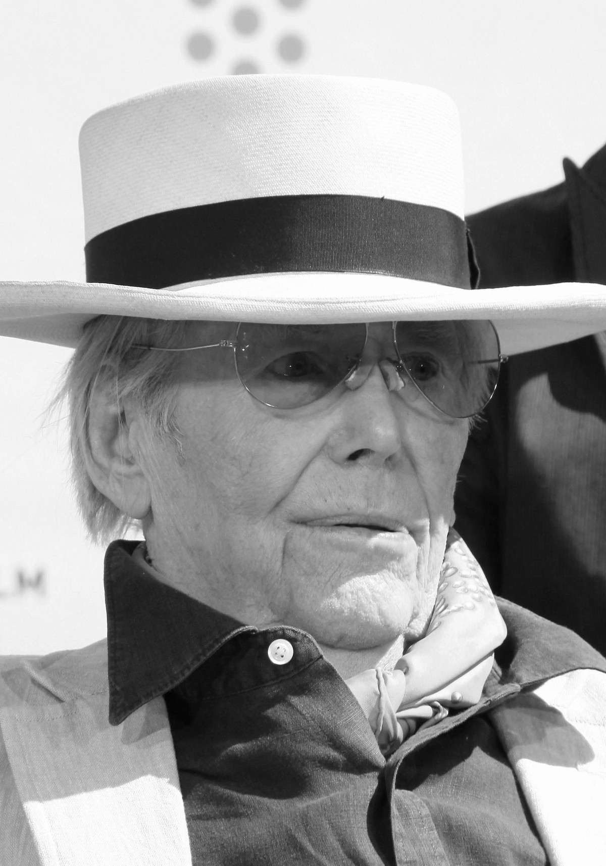 Peter O'Toole nie żyje. Był znany z filmu "Lawrence z Arabii"