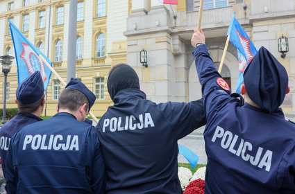 Rząd dosypie budżetówce. Rusza wyścig po dodatkową kasę