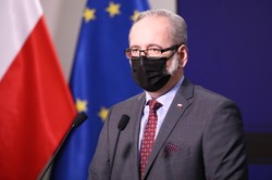 Müller: Nie mam informacji dotyczących ewentualnego odejścia Niedzielskiego z rządu