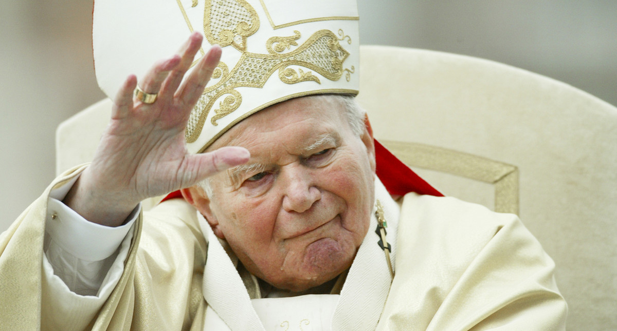 Na co chorował papież Jan Paweł II? "Narządy nie mogły normalnie  funkcjonować"