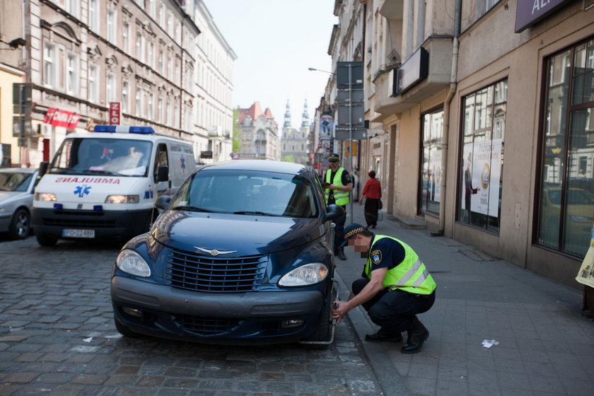 Straż miejska zakłada blokady