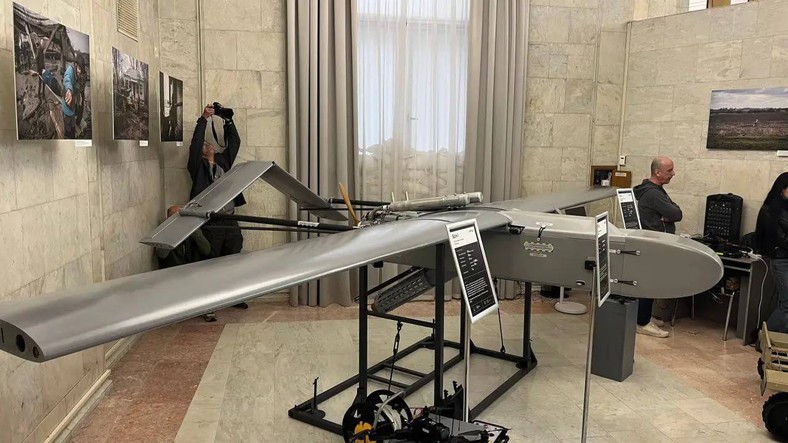 Dron FP-1