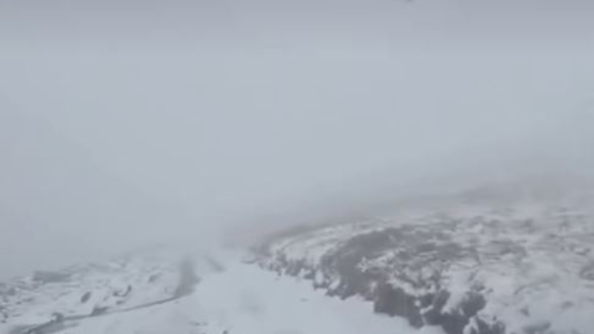 Sneg na Besnoj Kobili