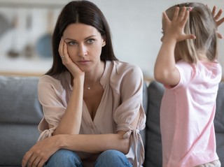 Polski Ład. Samotny rodzic rozliczy się jednak z „całym dzieckiem”, a nie z „połową”