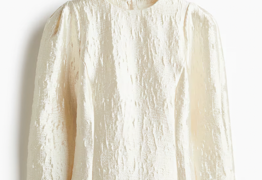 Ő az a színésznő, aki a 2024-es ünnepi szezon új stílusikonja: Saoirse Ronan eddig láthatatlan volt, most igazi üstökös