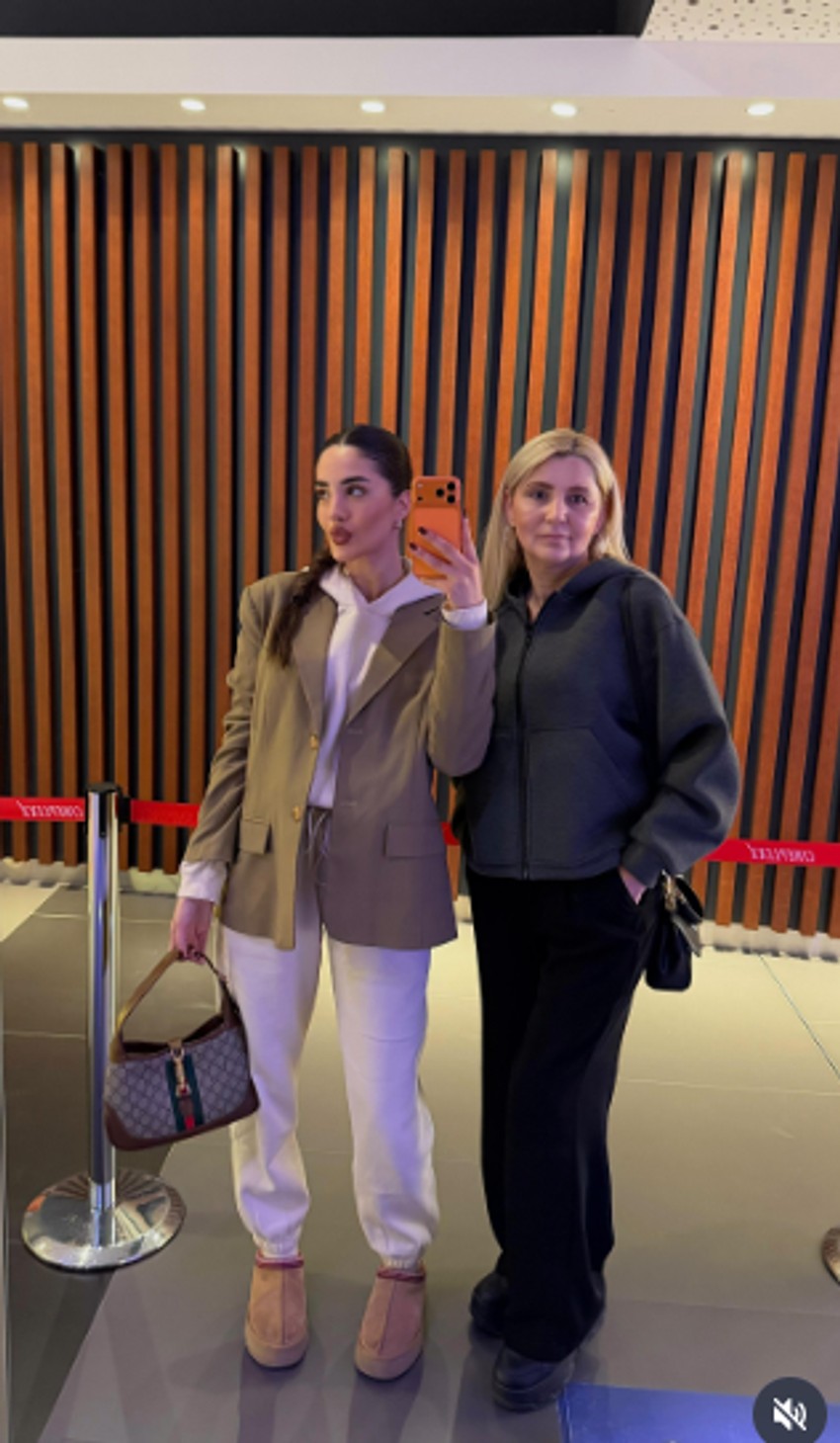 Majka Anđele Đuričić je lepa plavuša, pokazala koliko su bliske: "Da sam birala bolju ne bih izabrala"