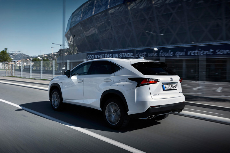 Lexus NX 200t