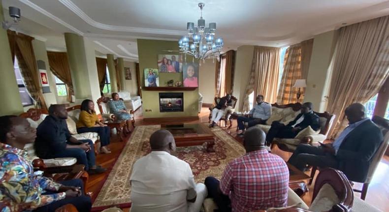File photos of DP William Ruto hanging out with Raila stir the internet. DP Ruto's camp responds after claims of Jubilee coalition with Kanu, ODM