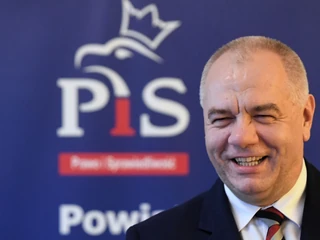 Jacek Sasin twierdzi, że trzeba „przemyśleć cały ten system VAT-owski”, bo jest „pewien bałagan”