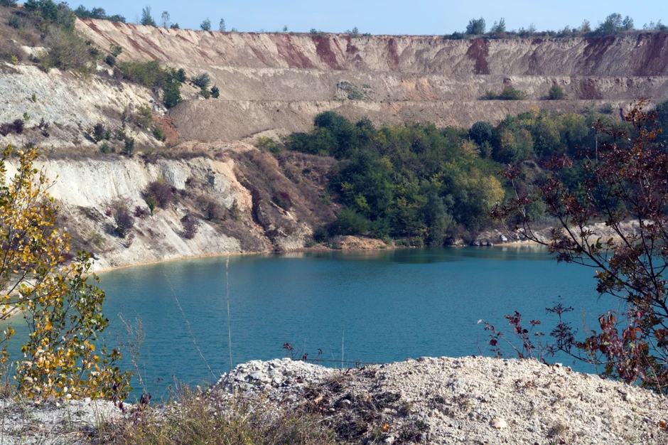 Bešenovačko jezero