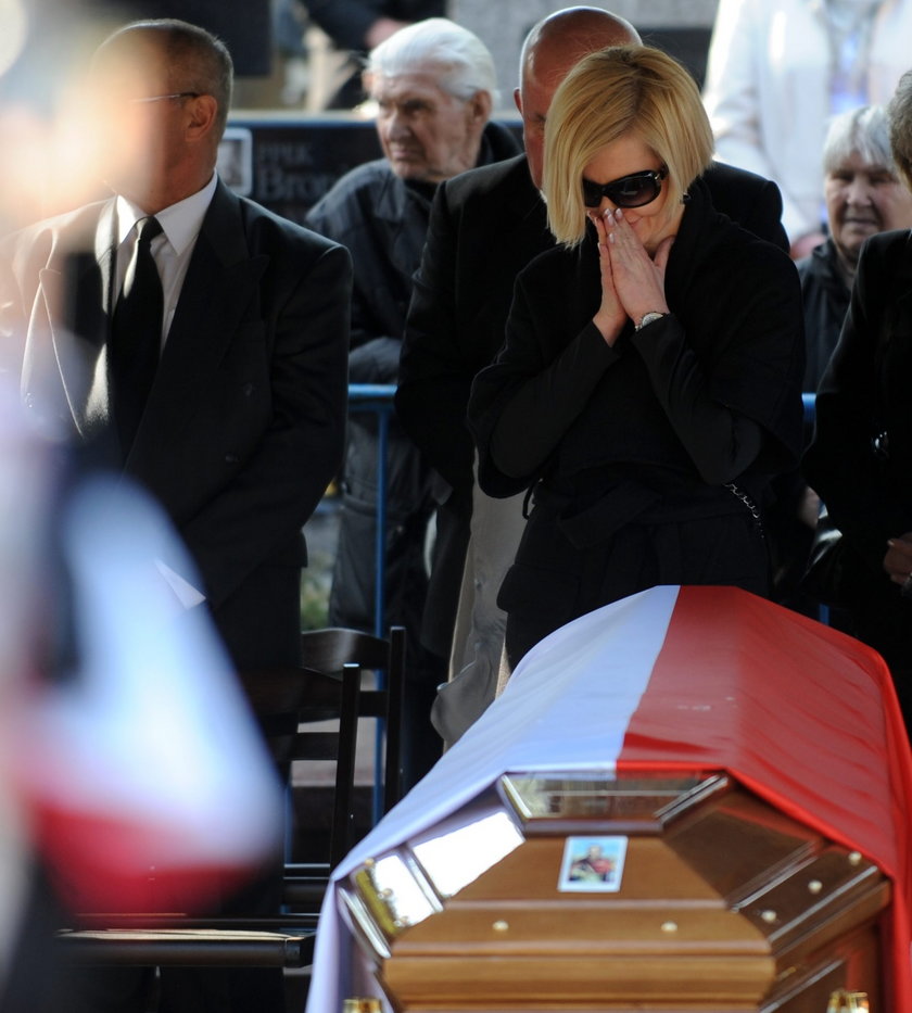 Joanna Racewicz na pogrzebie męża