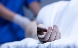 Padają rekordy zgonów. Nie można zrzucać winy na koronawirusa