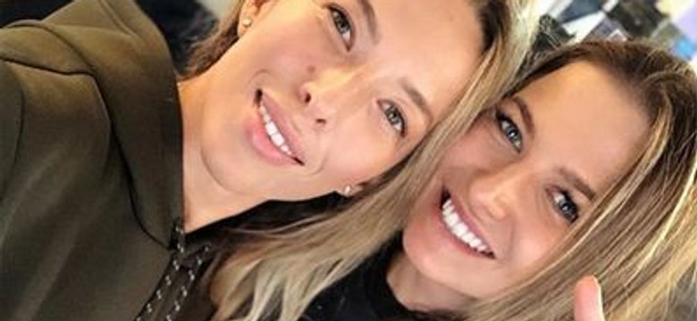 Chodakowska i Lewandowska na wspólnym selfie: Prawdziwe kobiety popawiają nawzajem swoje korony