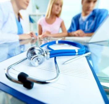 Szpitale przetrzymują pacjentów. Dla punktów