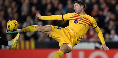 Za taką kwotę Robert Lewandowski ma odejść z Barcelony. Jest tylko jeden problem