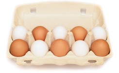 Najzdrowiej jeść je na surowo? Co z salmonellą? Fakty i mity na temat jajek