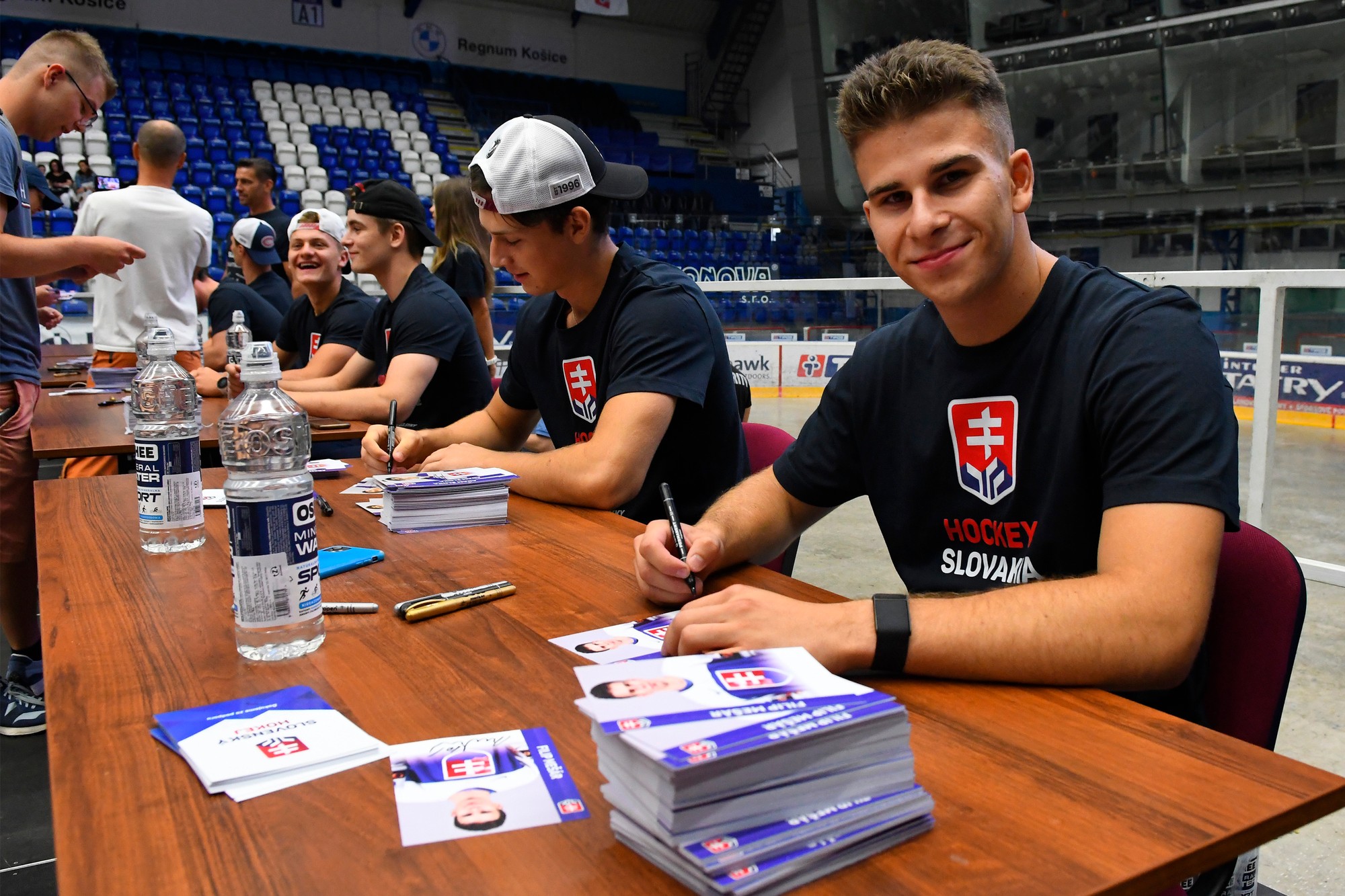 Slovenský hokejista Filip Mešár.