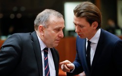 Unia złagodzi sankcje na Rosję? Schetyna: Nie wprowadzać żadnych zmian