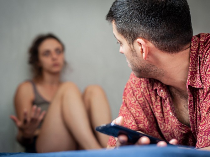 Da li postoji privatnost u braku? Foto: guruxox / Alamy