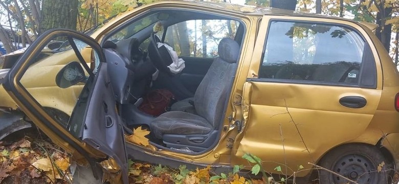 90-latek rozbił Matiza na drzewie. Wypadek na Lubelszczyźnie