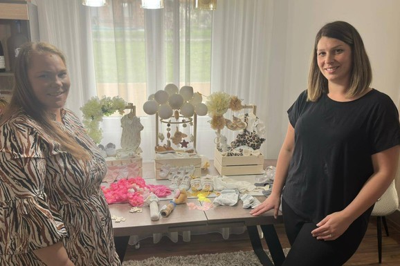 Ovu su trenutno najpopularnije gajbice u Čačku: Ručno rađeni darovi tri sestre očaravaju Srbiju, zanat okuplja porodicu(FOTO)